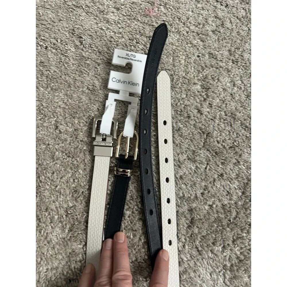 Calvin Klein 2 Piece Reversible Belt Black / White Size XL New